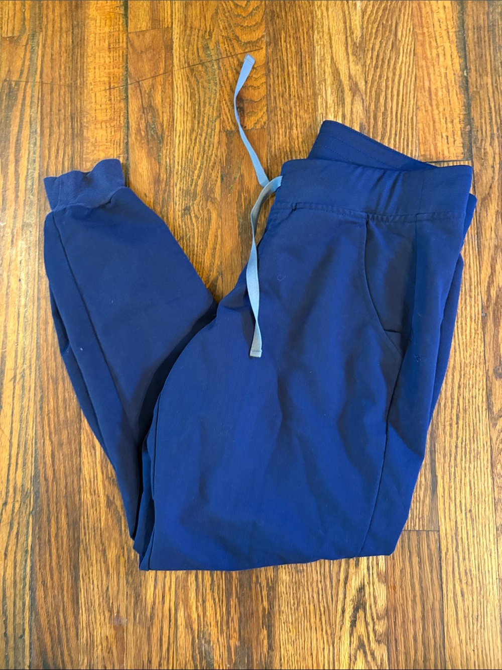 🎉Figs Women’s Navy Zamora Jogger Scrubs!